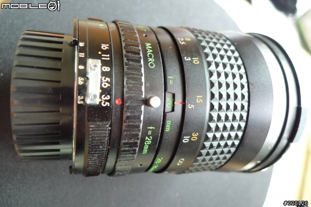 請問NIKON的底片老相機？(補圖補發問）
