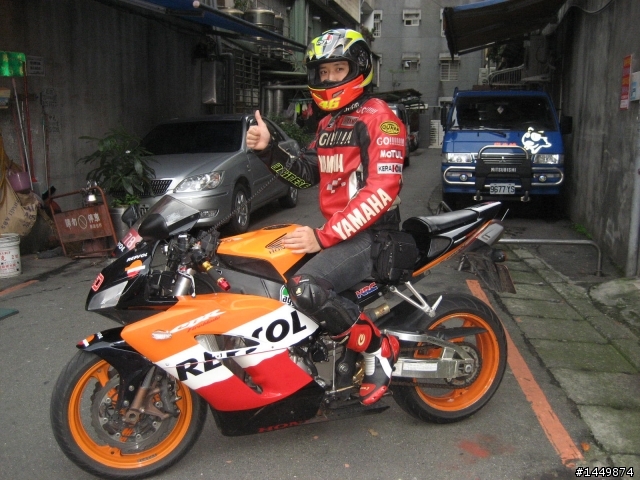 [第13次紅牌體驗]~紓解心中的檔車魂...CBR-1000rr小夜跑之旅!