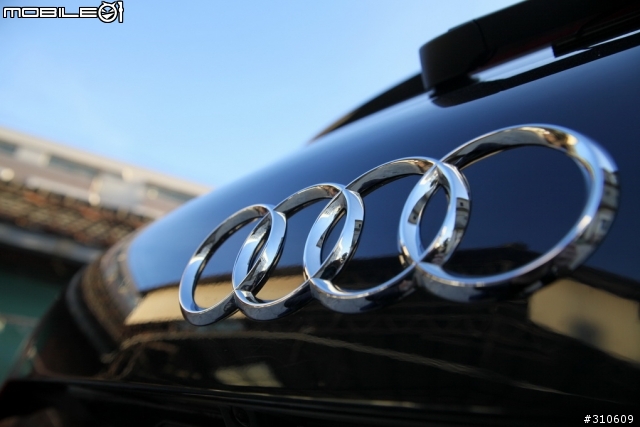 [開箱文] 2011 Audi Q7 3.0TFSI 開箱分享(圖多)