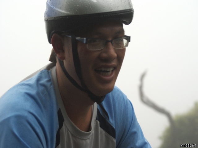 2010 環化賽   楓竹路 爬坡路段  雨 霧 汗水 混和的爬坡