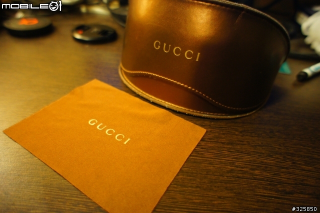 GUCCI出的NEX系列16MM單鏡收納包~!