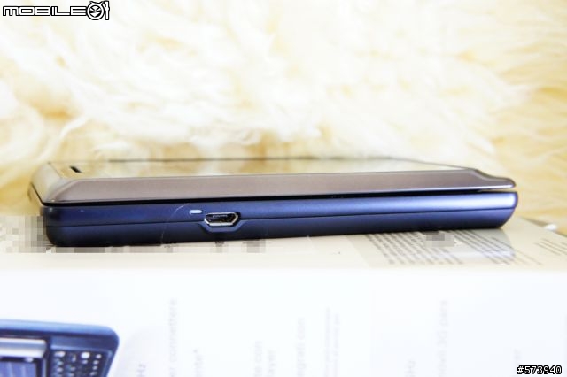 [開箱] (11/26更新)Motorola Milestone 2 英國版 (圖多慎入)
