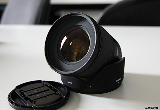 [遲來開箱] Sigma 24mm f1.8 for Canon
