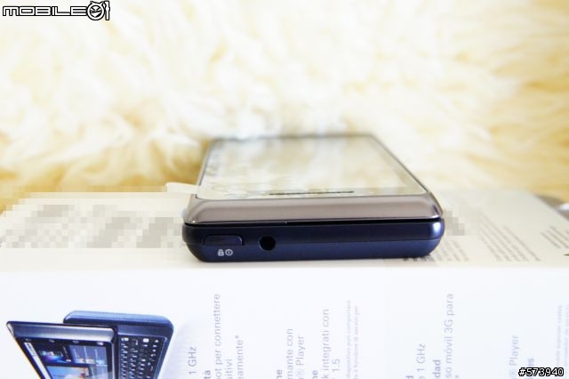 [開箱] (11/26更新)Motorola Milestone 2 英國版 (圖多慎入)