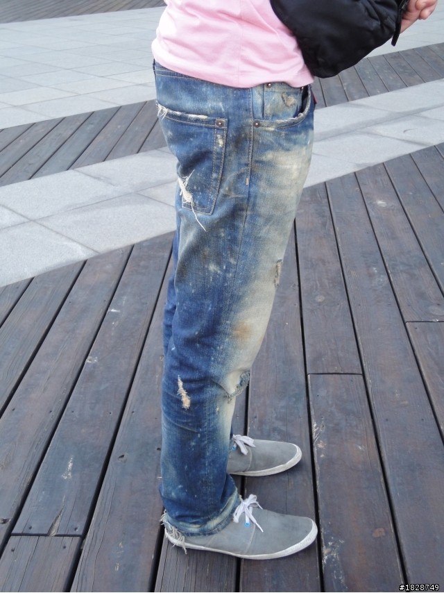 超不專業分享~~DSQUARED2  Ripped Jeans 實穿圖
