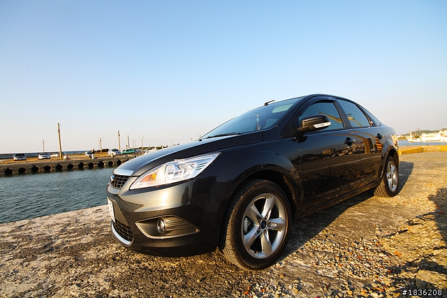 聽說現在很流行開箱(Focus tdci 4d)