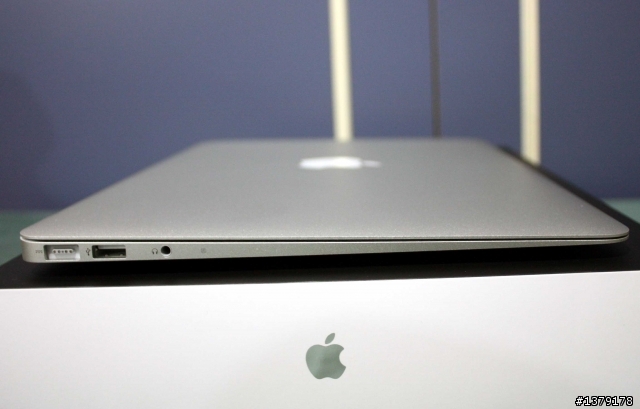 [開箱] Macbook Air 13 頂規開箱文