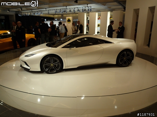 [車迷首選] 花了三天才逛完!! 直擊2010 洛杉磯國際車展!!