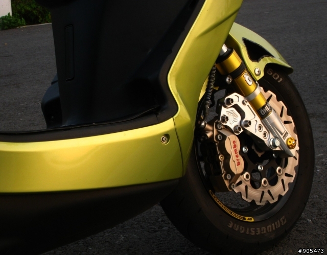 板上都有BREMBO & TOKICO分享 那仿B呢!?