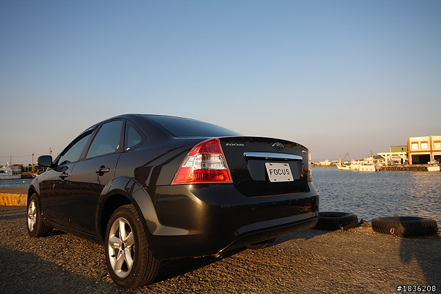 聽說現在很流行開箱(Focus tdci 4d)
