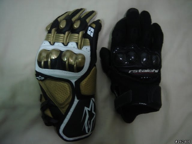 [開箱？] 金光閃閃的小星星~ Alpinestars S1