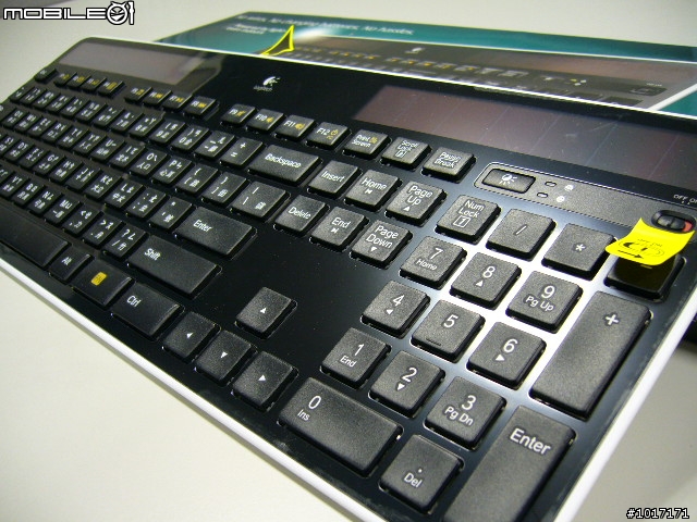 [分享]羅技K750無線太陽能鍵盤 - (更新)收到無印良品的收納包!