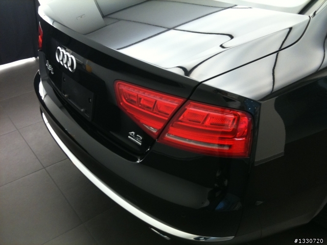受困五指山  audi車鎖 30秒內快速解鎖!?(補之前new a8圖)