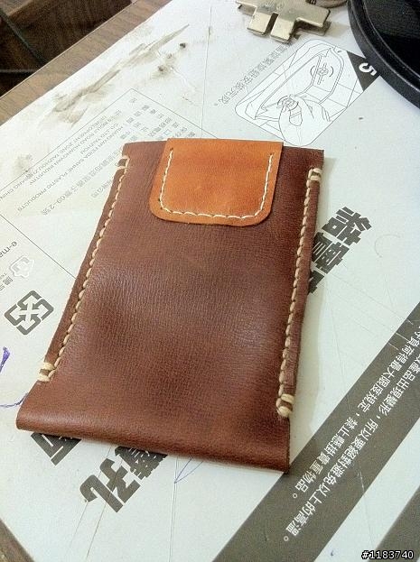 DIY幫自己Iphone4做個窩