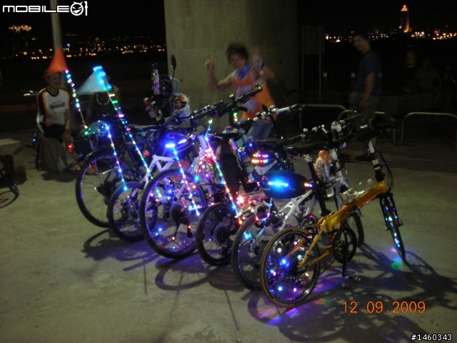 夜騎最安全的電子花車~~螢火蟲車隊
