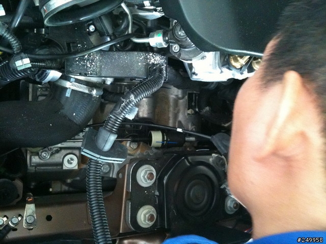 電瓶也是要常檢查的--11年式XC60受難記及使用心得