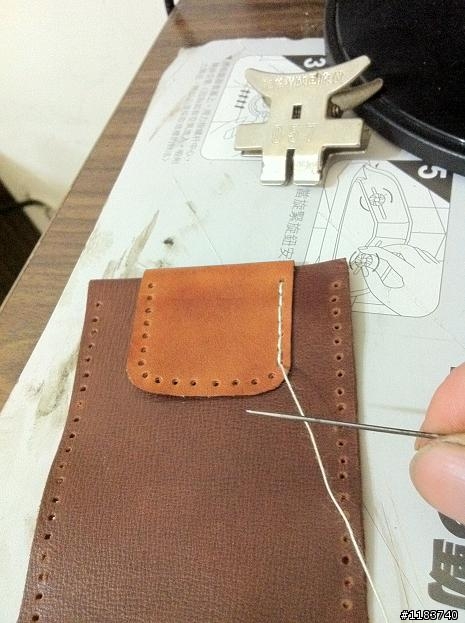 DIY幫自己Iphone4做個窩