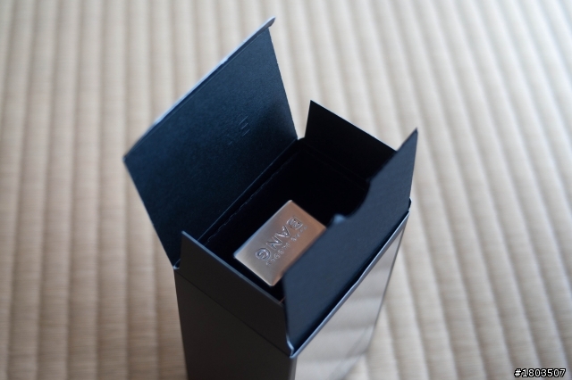 新香水 Marc Jacobs! BANG!!!!!!