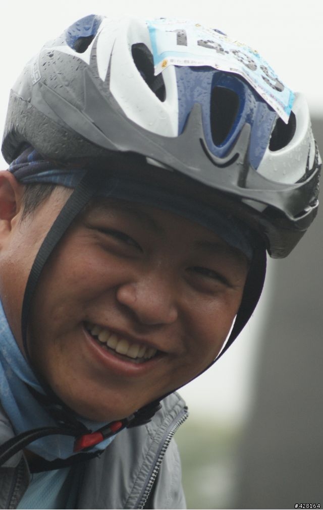 2010 環化賽   楓竹路 爬坡路段  雨 霧 汗水 混和的爬坡