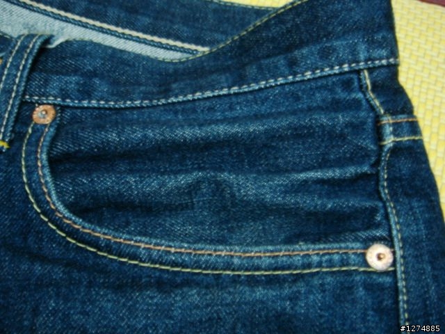 手賤分享迷之牌褲子  EVERS   ?  LEVIS ?
