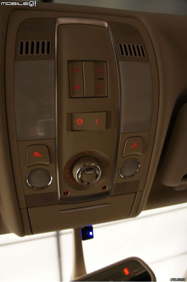 [開箱文] 2011 Audi Q7 3.0TFSI 開箱分享(圖多)