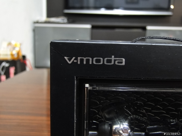 ［開箱］V-moda Vibe II IPhone4 線控耳機 新增聽後感