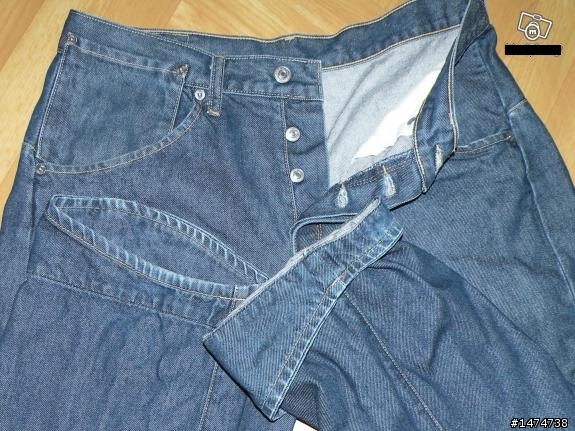 levis 3d 褲到底有幾種？ 有圖請大家幫忙分辨