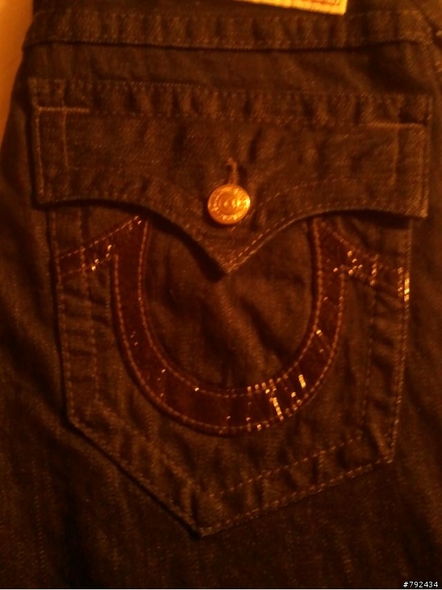 True Religion & Less Than Human的開關箱 (實穿照)