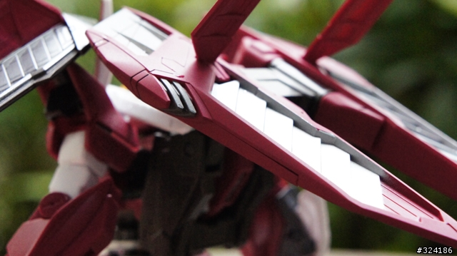 作品分享: Throne Drei (生灰塵版)