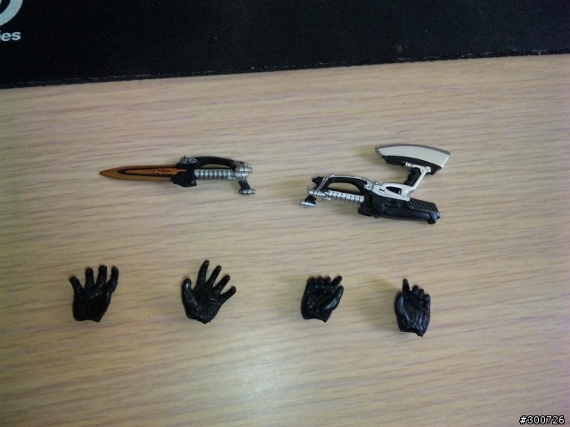 【開箱】S.H.Figuarts Masked Rider Dark Kabuto 暗兜