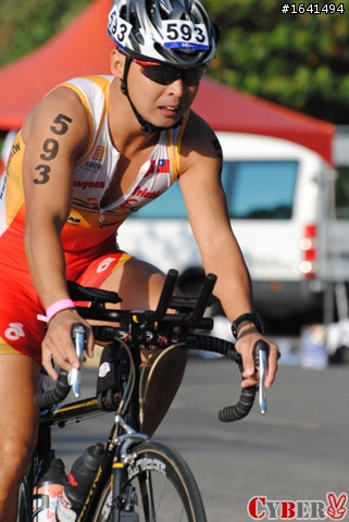 2010 IRONMAN 70.3 Taiwan 鐵人三項國際邀請賽 賽事圖集上線囉(2527張)