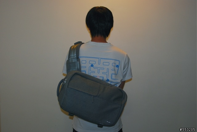 [分享]2010.11.26 更新 相機包的逸品 Ari Marcopoulos Camera Bag