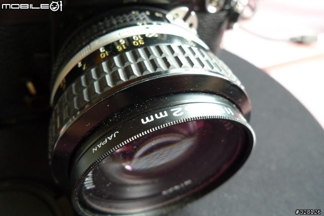 請問NIKON的底片老相機？(補圖補發問）