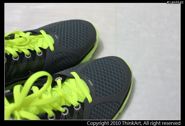 NIKE LUNARGLIDE+2 亂開箱文~