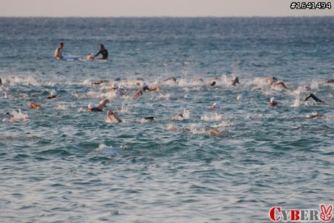 2010 IRONMAN 70.3 Taiwan 鐵人三項國際邀請賽 賽事圖集上線囉(2527張)