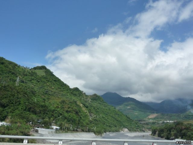 【遊記分享】鐵馬浪人之流浪全台灣~~DAY9~~終於在民國100年前PO完了，祝大家新年快樂~~
