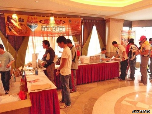 2010 MAXXIS 太魯閣國際登山賽 福利網車隊