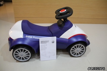 BMW學步車