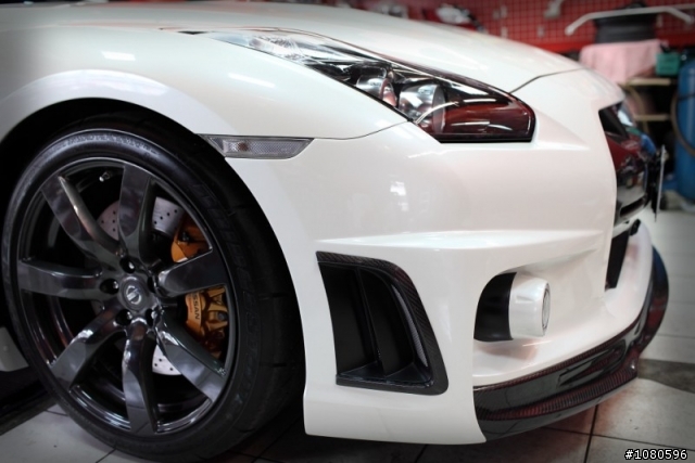 分享友人的【WALD R35+ AMS Carbon Fiber Roof 】