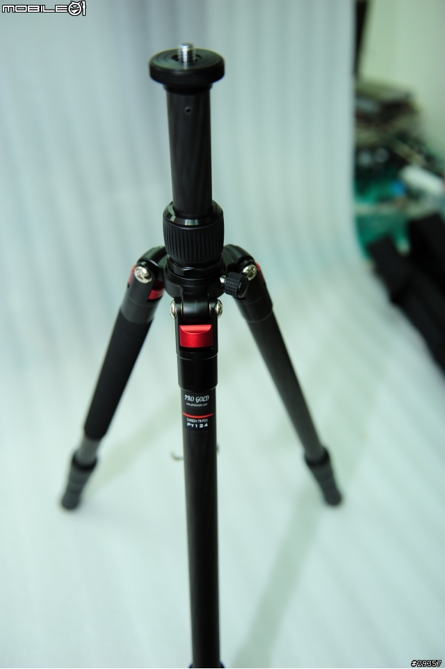 分享新購入之PHOTOCLAM碳腳