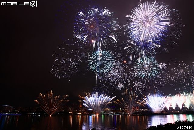 2010 花博開幕 C家煙火大樓~