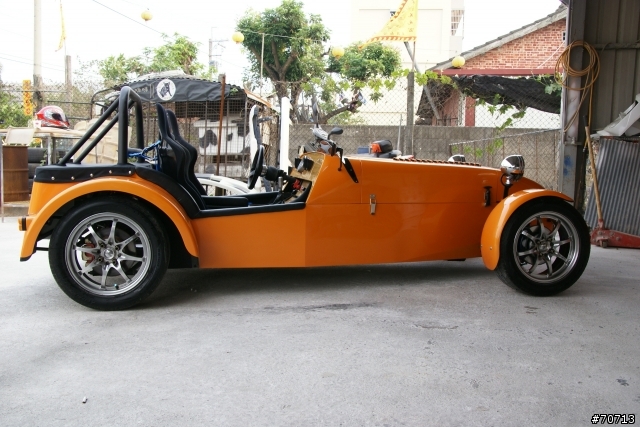 第一台國人獨力打造的 Super 7