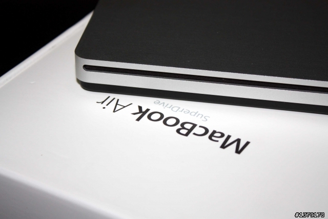 [開箱] Macbook Air 13 頂規開箱文