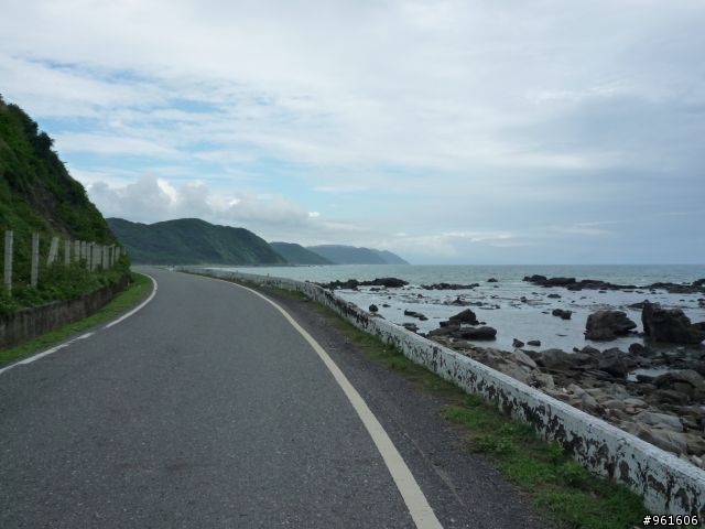 【遊記分享】鐵馬浪人之流浪全台灣~~DAY9~~終於在民國100年前PO完了，祝大家新年快樂~~
