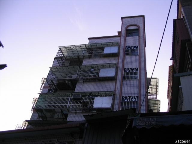 幫同事問, 要報拆1樓違建(新增照片)