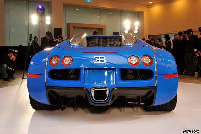 山豬現身！BUGATTI VEYRON 16.4(有圖)