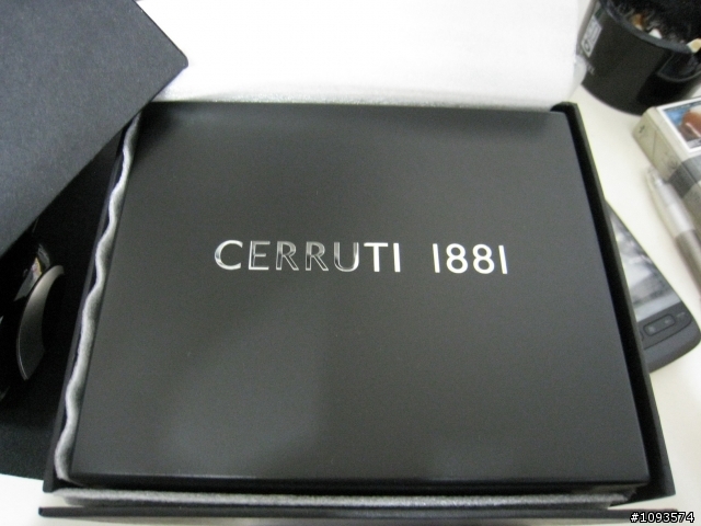 [開箱]CERRUTI 1881 石英女錶