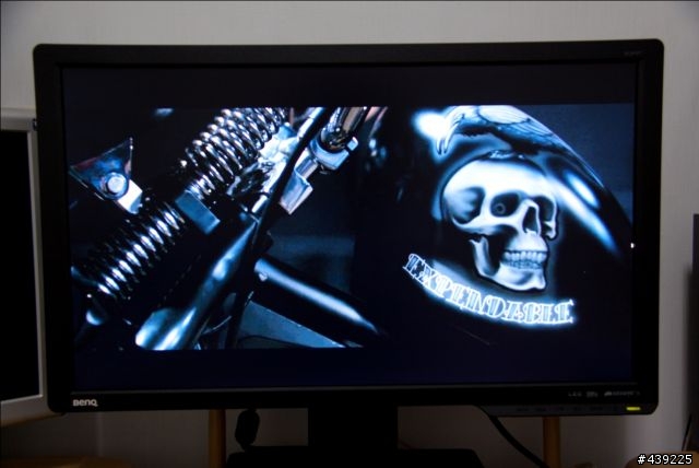 超快反應時間、支援3D立體顯示 BENQ XL2410T就是要滿足玩家的遊戲需求