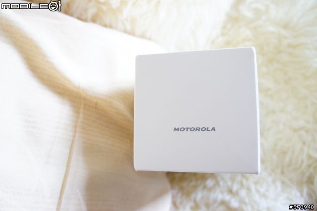 [開箱] (11/26更新)Motorola Milestone 2 英國版 (圖多慎入)