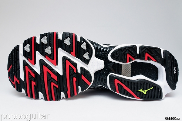 (開箱分享)低調的奢華Mizuno Wave Rider 13
